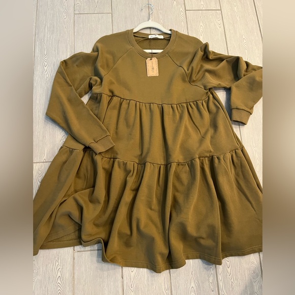 Natural Life Tiered Joey Baby doll Sweatshirt Dress - Picture 6 of 6